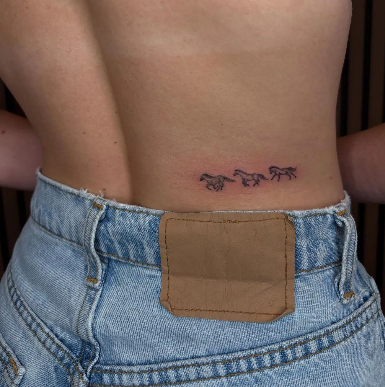 Why do people choose fine-line tattoos?